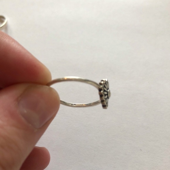 Ring - Picture 3 of 3